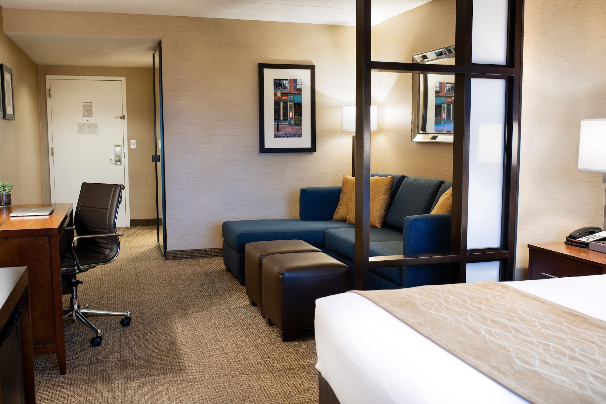 Comfort Inn & Suites Logan International Airport Revere Zewnętrze zdjęcie