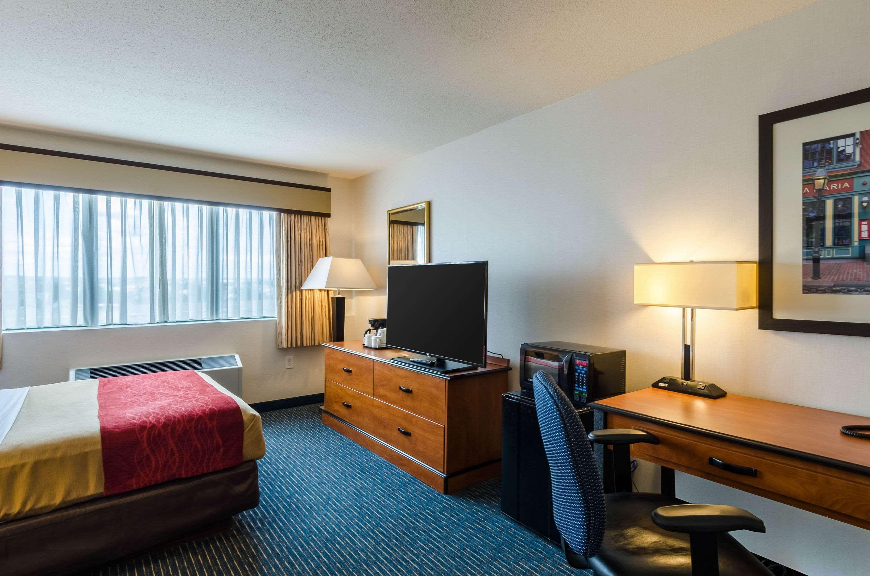 Comfort Inn & Suites Logan International Airport Revere Zewnętrze zdjęcie