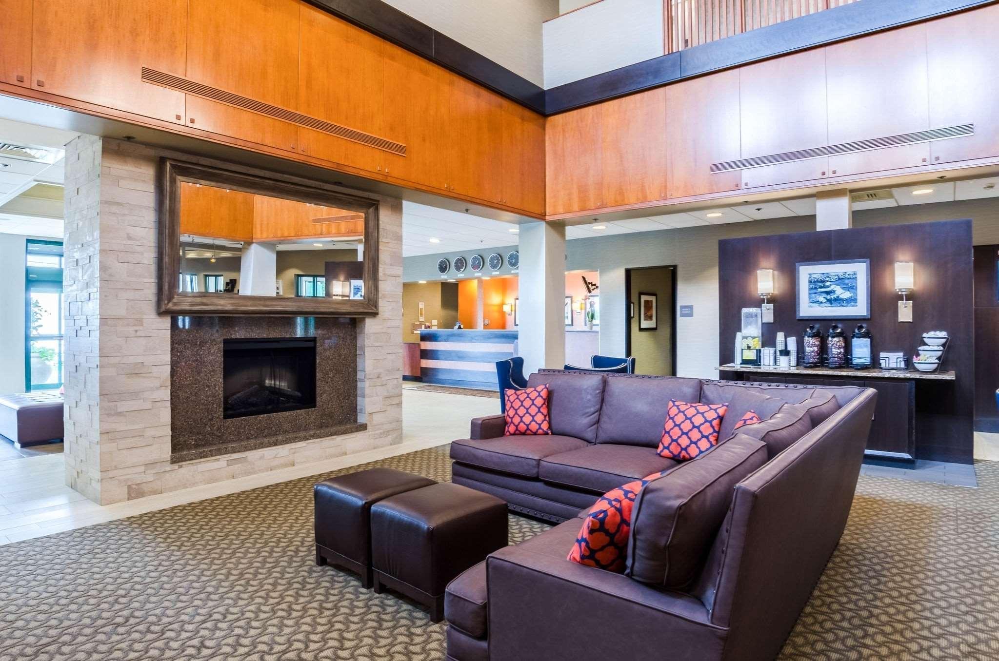 Comfort Inn & Suites Logan International Airport Revere Zewnętrze zdjęcie