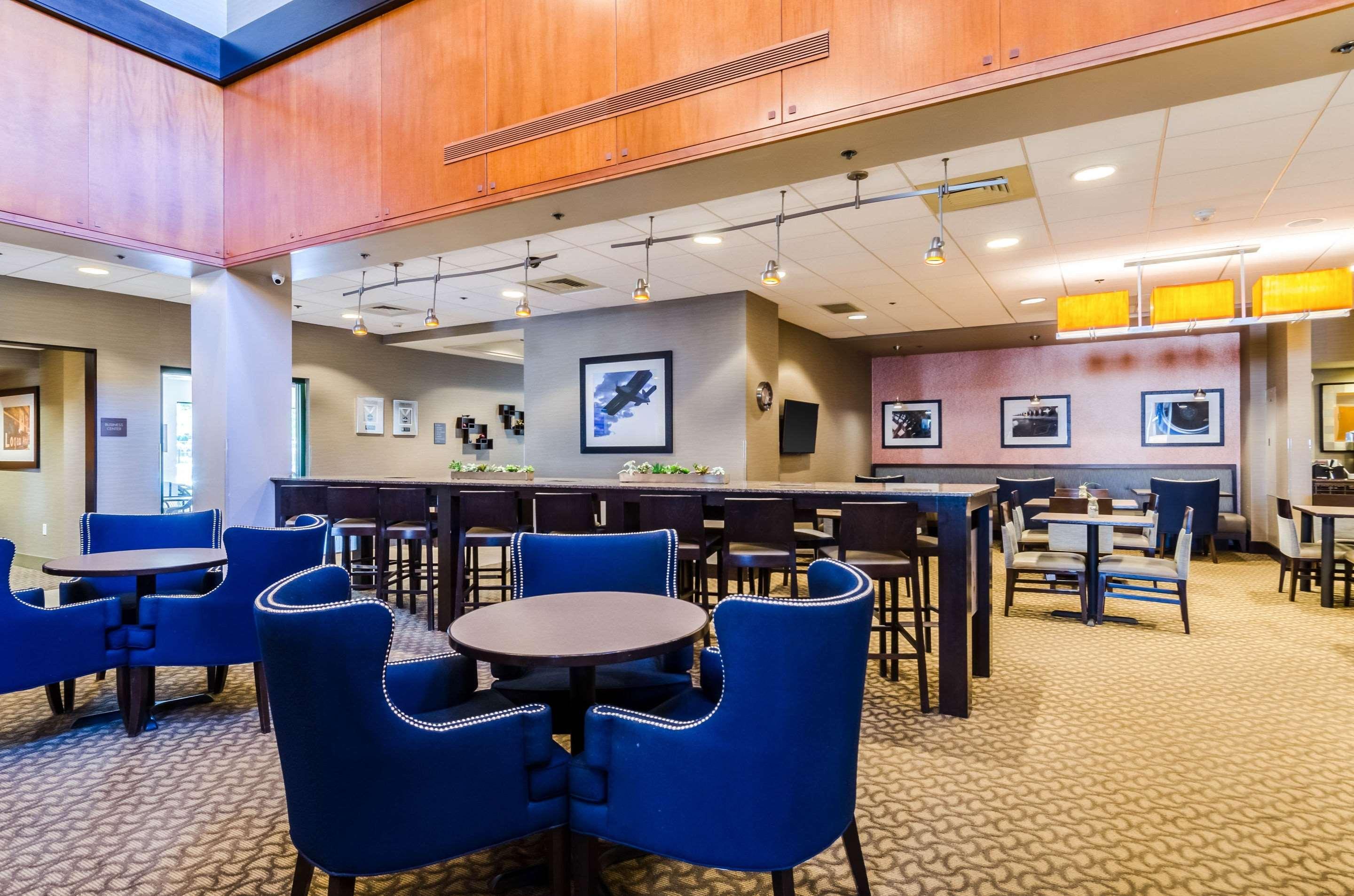Comfort Inn & Suites Logan International Airport Revere Zewnętrze zdjęcie