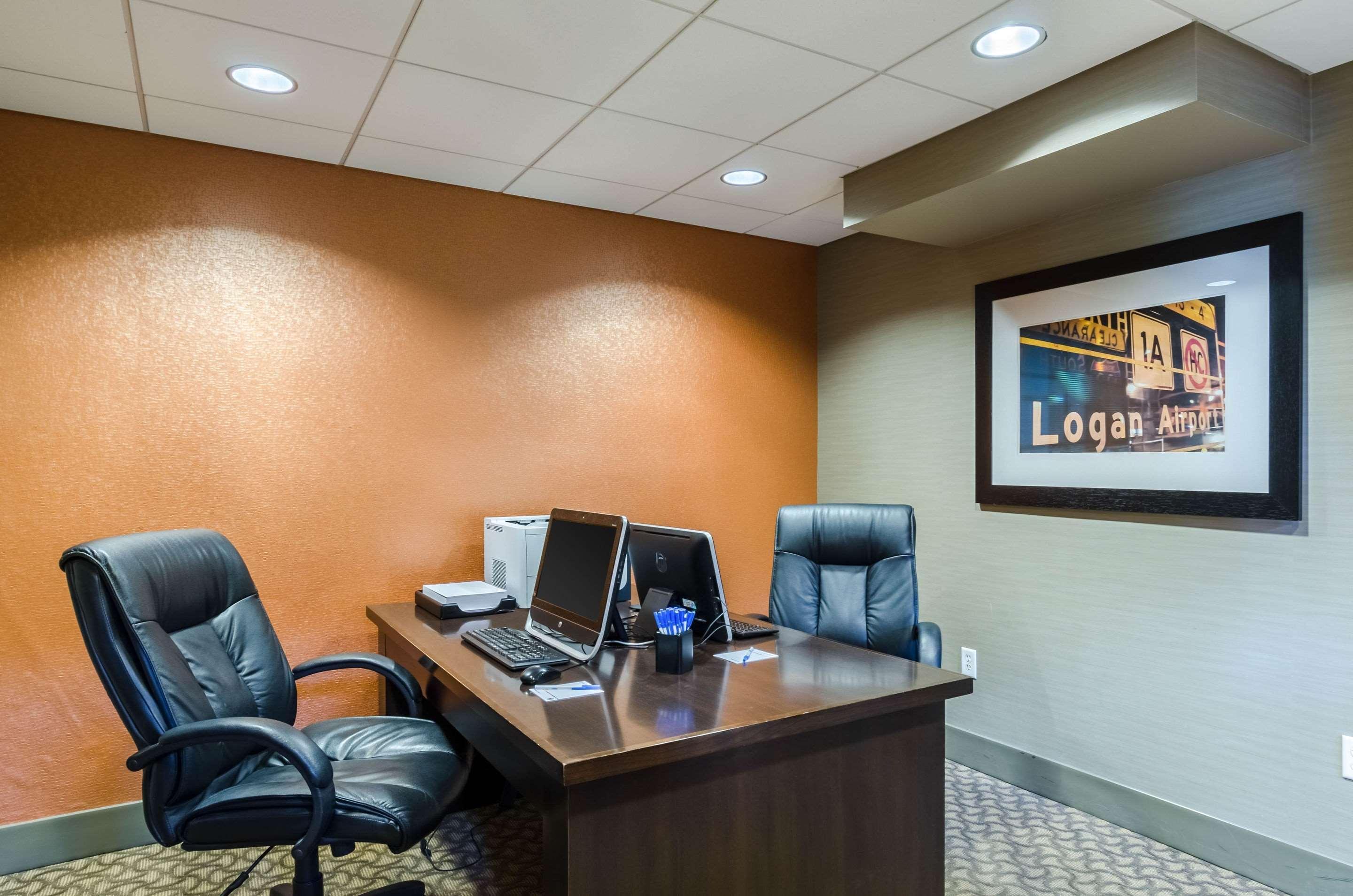 Comfort Inn & Suites Logan International Airport Revere Zewnętrze zdjęcie
