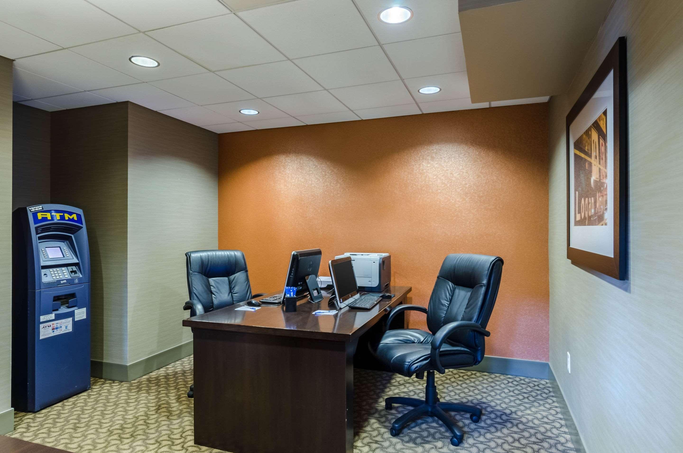Comfort Inn & Suites Logan International Airport Revere Zewnętrze zdjęcie