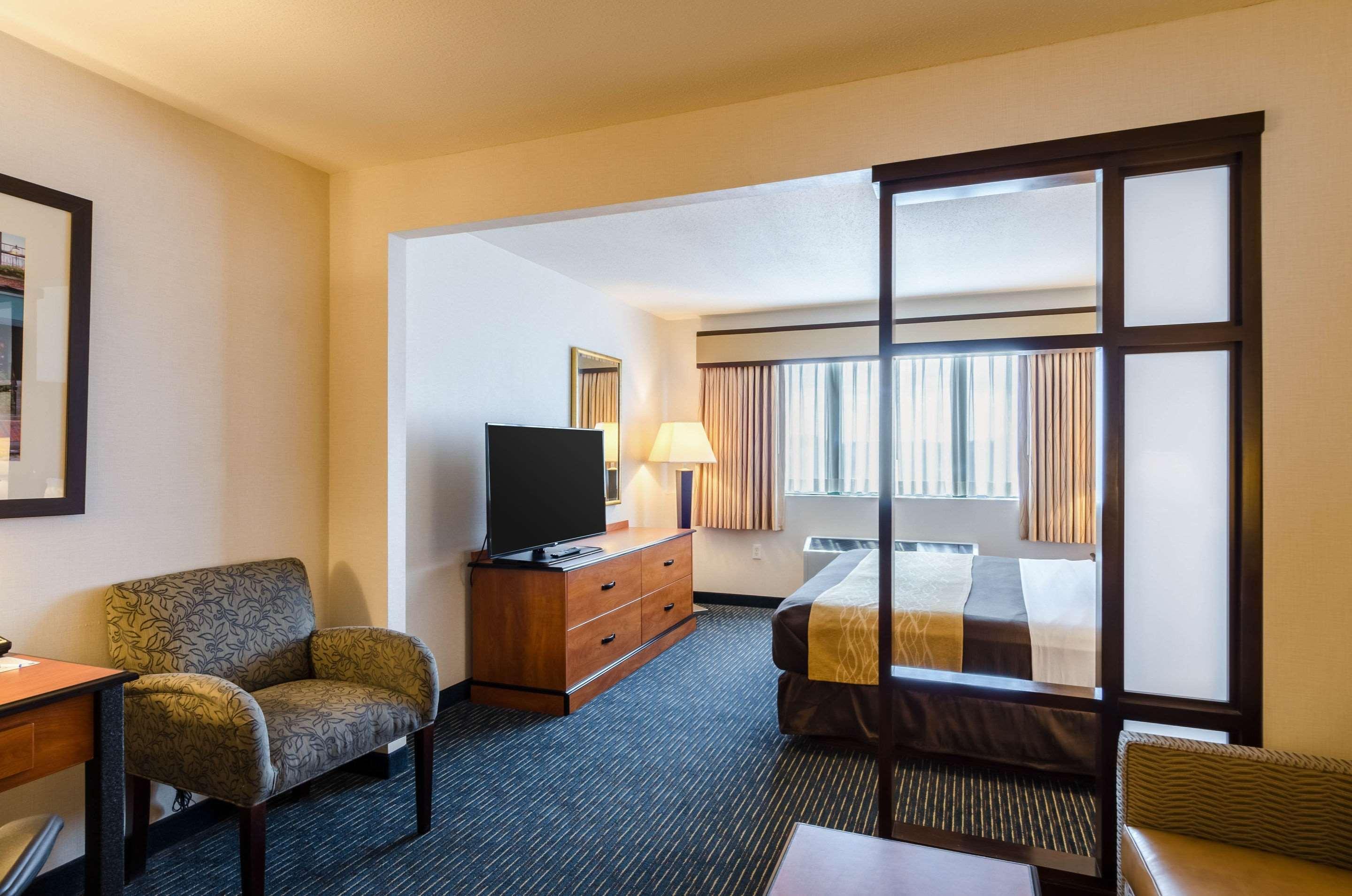 Comfort Inn & Suites Logan International Airport Revere Zewnętrze zdjęcie