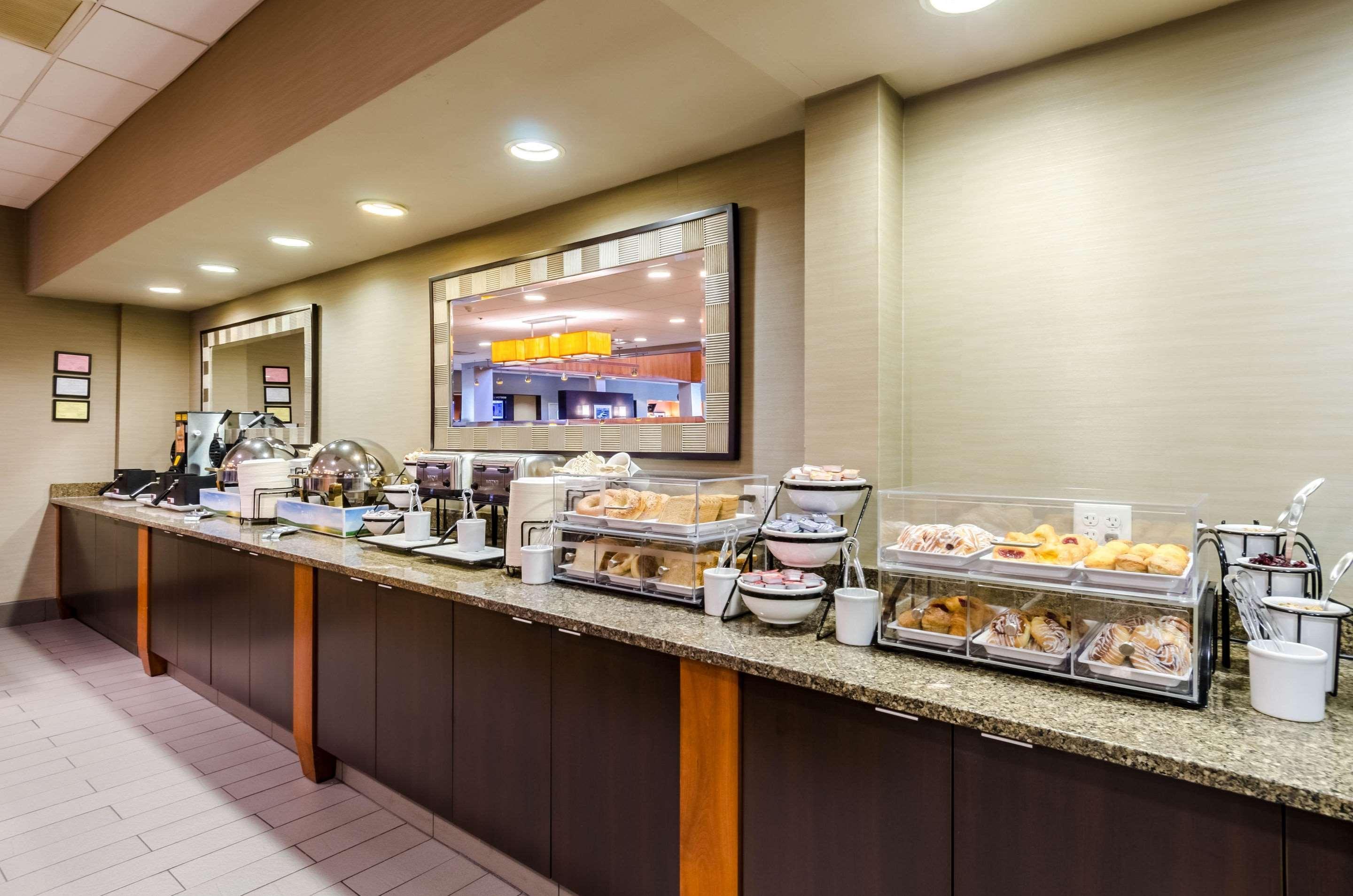 Comfort Inn & Suites Logan International Airport Revere Zewnętrze zdjęcie