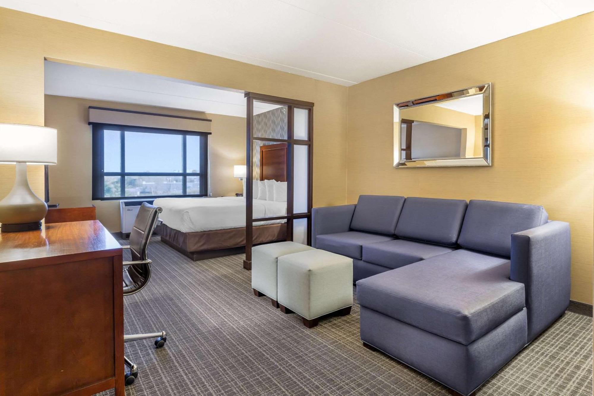 Comfort Inn & Suites Logan International Airport Revere Zewnętrze zdjęcie