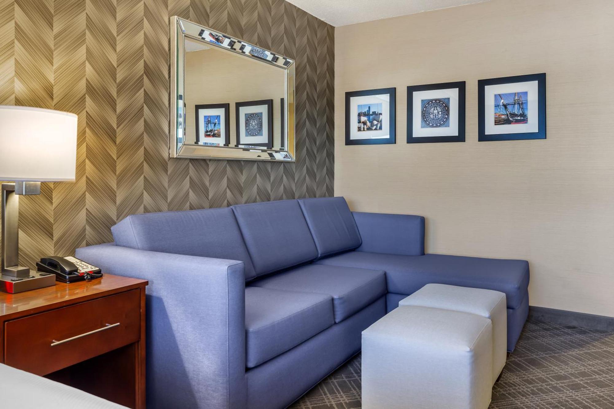 Comfort Inn & Suites Logan International Airport Revere Zewnętrze zdjęcie